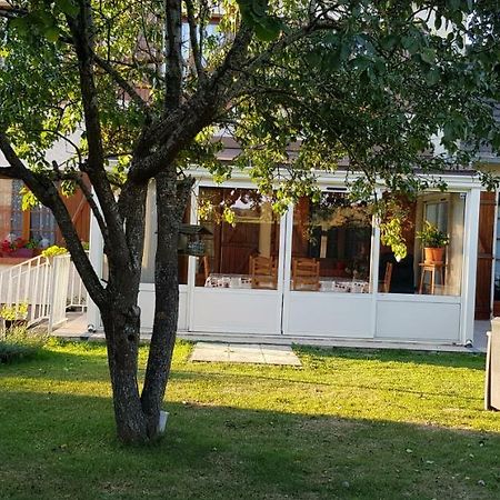 Gite Du Luat Vert-en-Drouais Exteriér fotografie